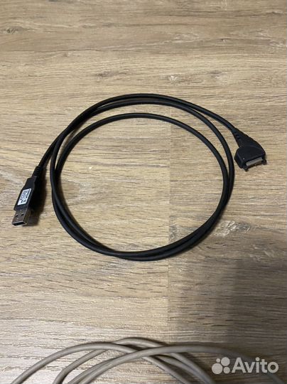 Разные провода/кабели, зарядки для телефонов