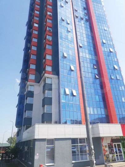 3-к. квартира, 99,3 м², 3/17 эт.