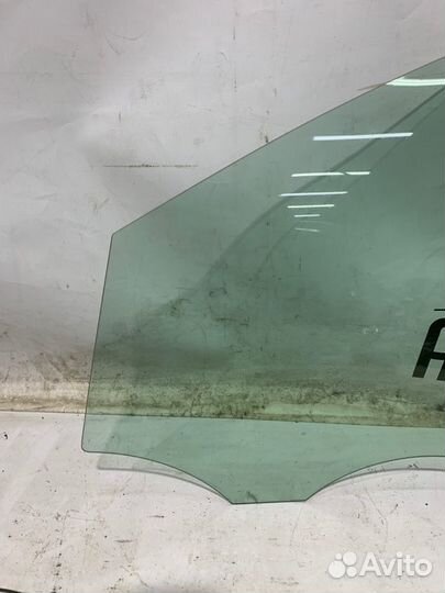 Стекло двери переднее левое Volkswagen Polo sedan