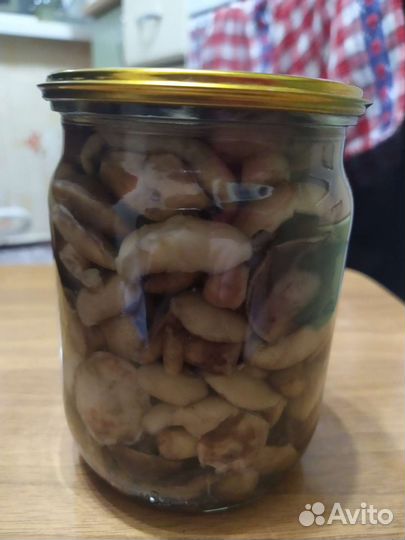 Грибы маринованные