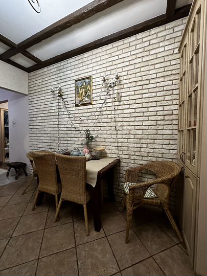 3-к. квартира, 83 м², 4/9 эт.