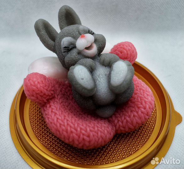 Зайчик Весельчак