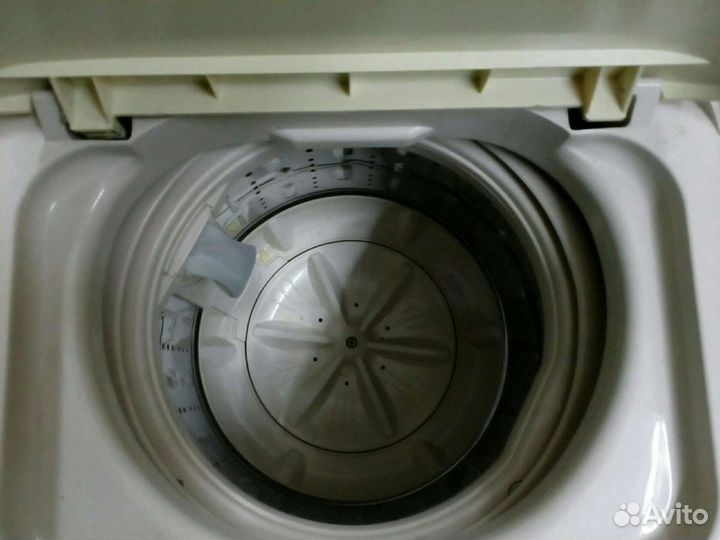 Стиральная машина с вертикальной загрузкой