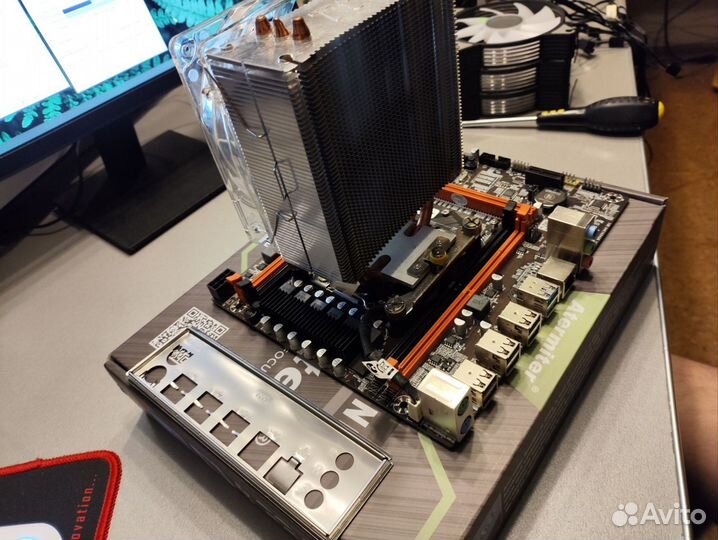 Материнская плата с процессором