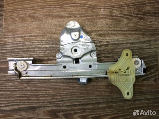 Стеклоподъёмник задний левый Renault Arkana