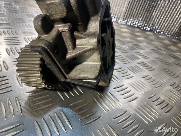 Помпа водяная subaru forester SG 02-07 impreza