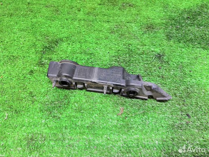 Направляющая переднего бампера левая Audi A5 /S5