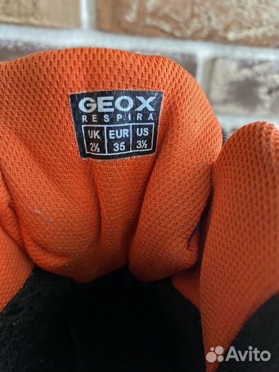 Демисезонные ботинки Geox на мальчика р 35