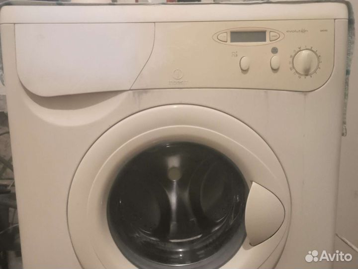 Стиральная машина indesit Италия