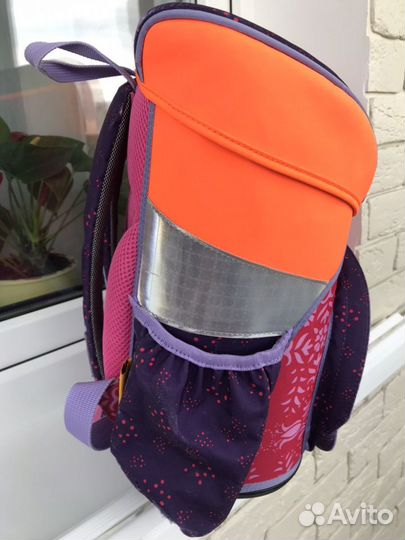 Школьный ранец для девочки