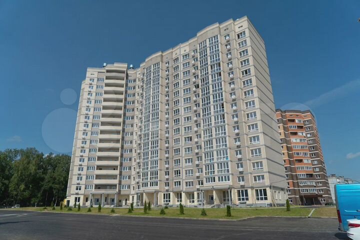 2-к. квартира, 64,5 м², 15/15 эт.