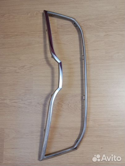 Накладка решетки радиатора Octavia a7 fl