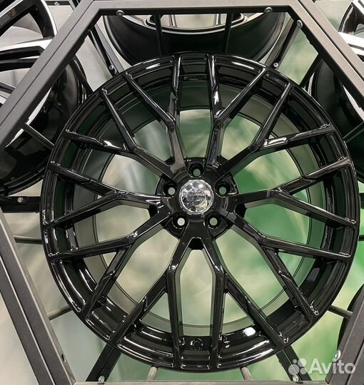 Диски audi a8 a7 q7 q8 teramont touareg r21 5x112