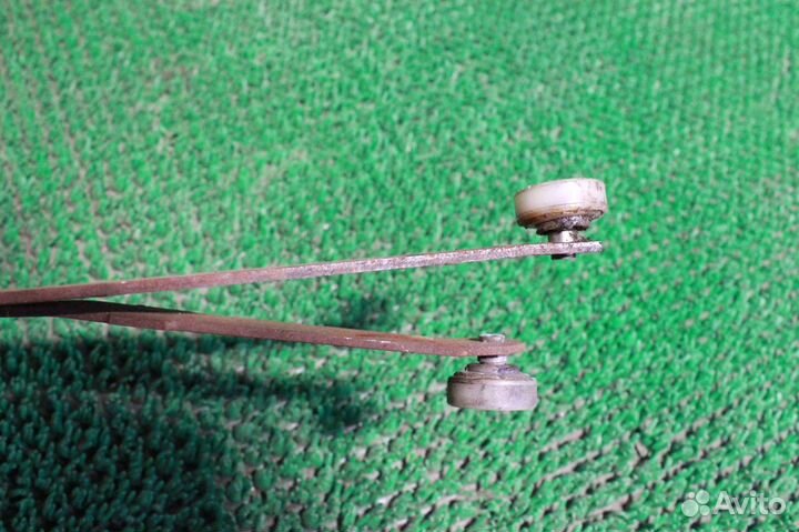 Стеклоподъемник задний Chevrolet Suburban GMT400