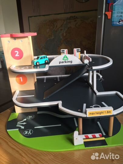 Парковка для машинок с лифтом els