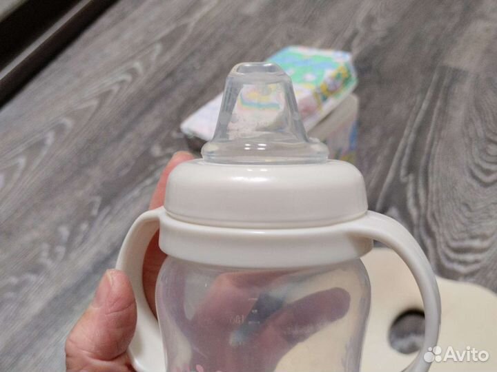 Подушка для массажа+бутылочка+ термос+ avent