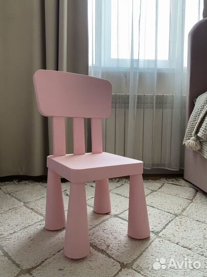 Детский стол и 2 стула IKEA маммут