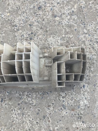 Задний усилитель бампера daewoo nexia