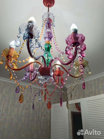 Люстра потолочная