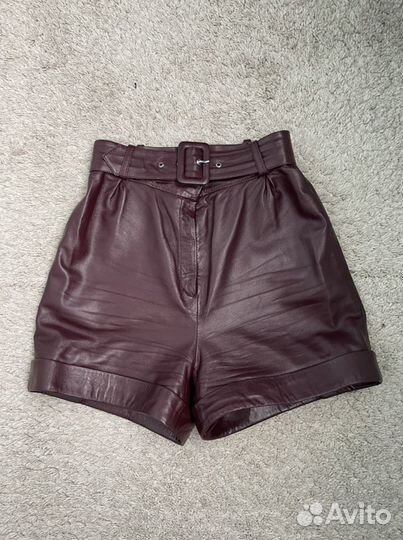 Кожаные шорты 40-42
