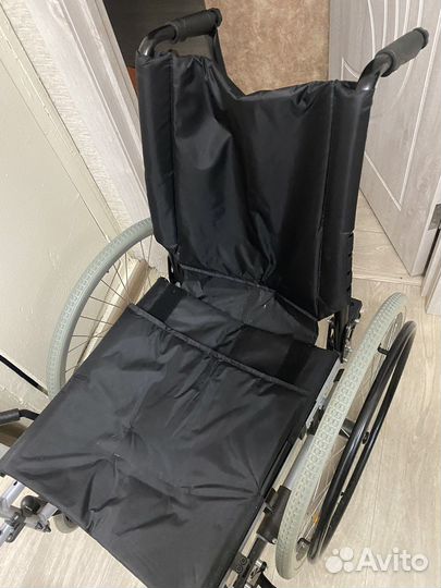 Инвалидная коляска