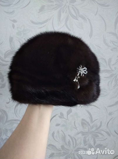 Берет женский норковый