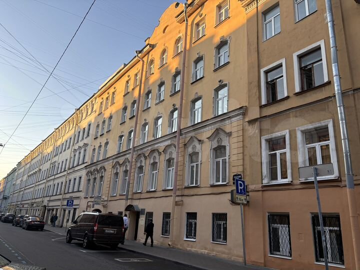 3-к. квартира, 80 м², 5/5 эт.