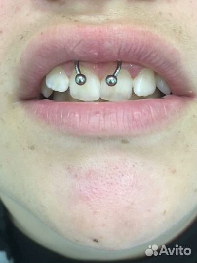 Прокол ушей, пирсинг