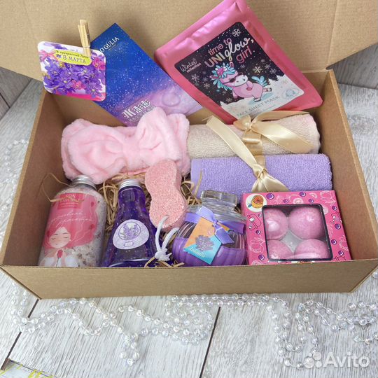 Подарок девушке женщине на день рождения