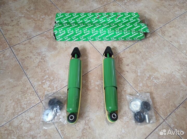 Передние газовые амортизаторы pilenga для ваз 2123