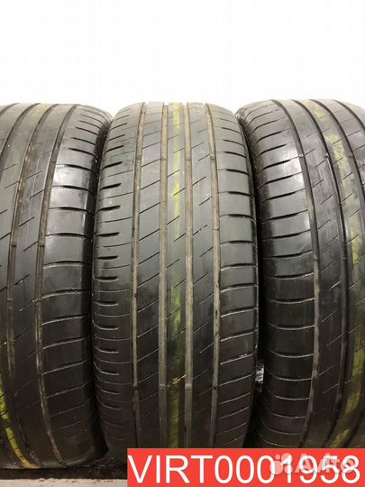 Goodyear EfficientGrip Performance 215/55 R17 94V