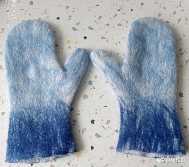 Валяные варежки женские