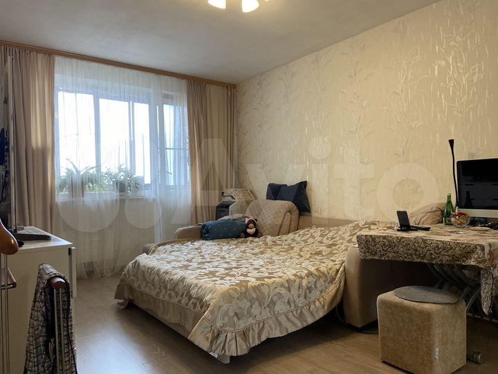 2-к. квартира, 60 м², 4/10 эт.