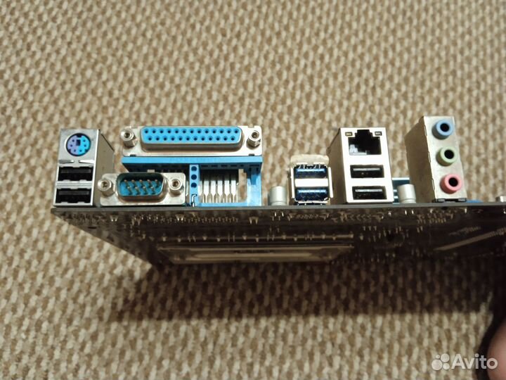 Материнская плата с процессором