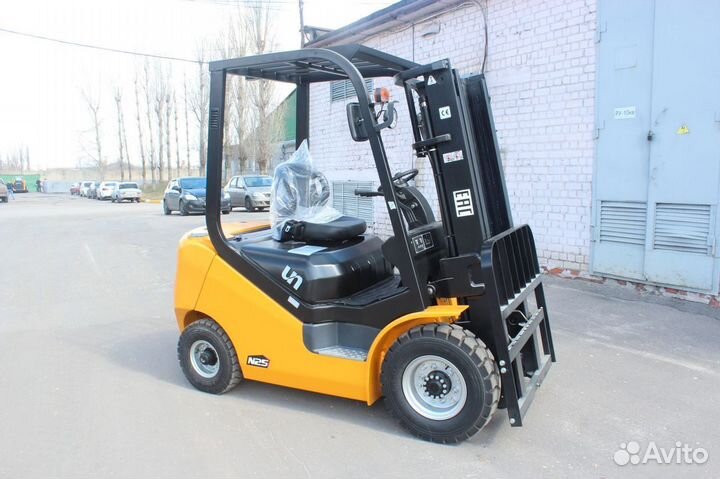 Вилочный погрузчик UN Forklift FG20, 2023