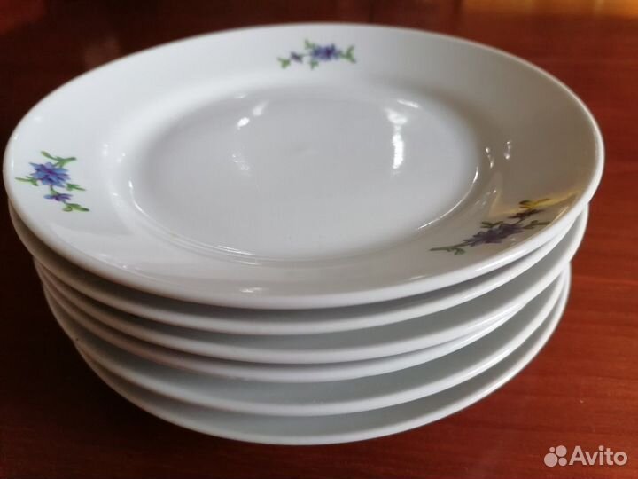 Тарелки Дулево, ложки чайные разные нержавейка