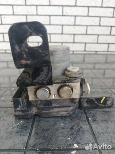 Блок абс (Насос) Ssangyong Actyon New D20DTF 2011