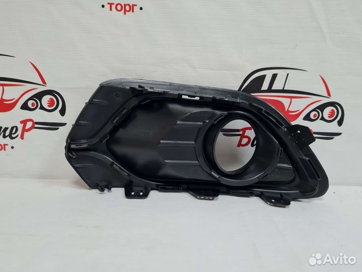 Оправа противотуманной фары Renault Logan 14- RH