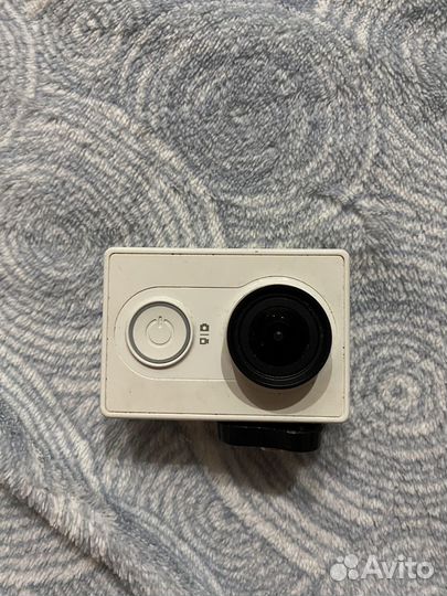 Экшн камера xiaomi