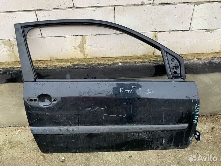 Дверь правая Ford Fiesta 2002-2007г Купе