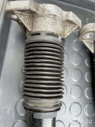 Продам задние стойки амортизатора для Mercedes GLE