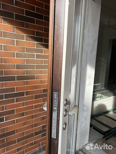 Дверь входная