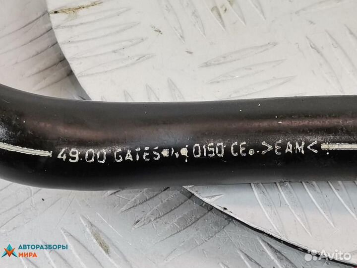 Патрубок радиатора Peugeot 406 рест. 2001 1351EC