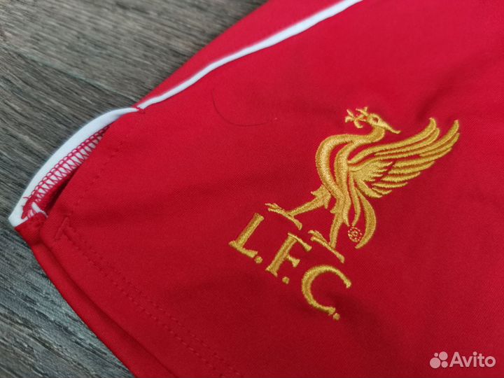 Шорты Liverpool FC, Warrior