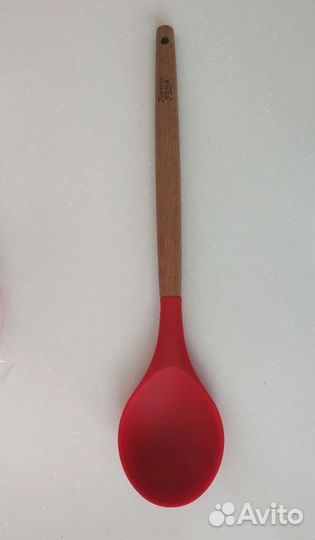 Набор кухонных принадлежностей. Новый