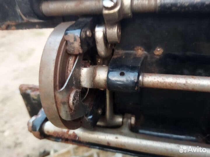 Швейная машинка зингер singer