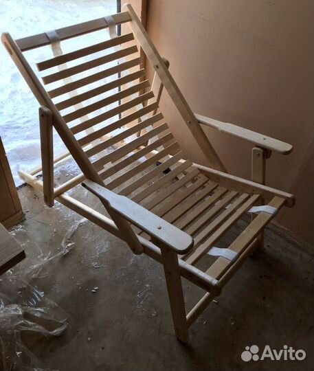 Новые шезлонги из массива дерева (складные)