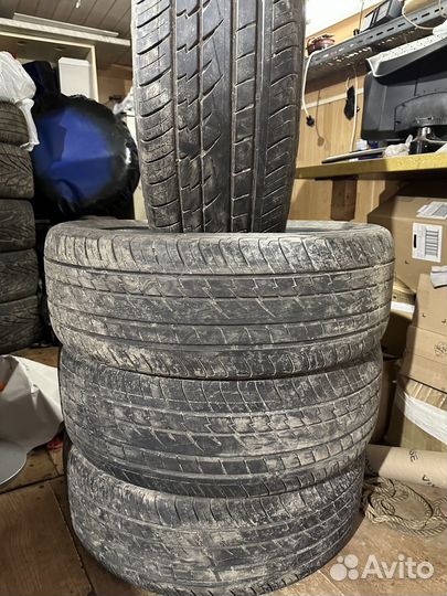 Continental CrossContact UHP E 235/55 R20