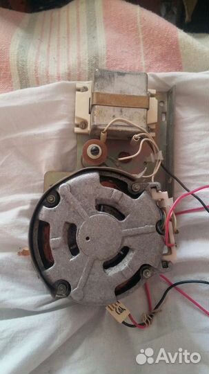 Двигатели от кассетных магнитофонов,Соленоиды