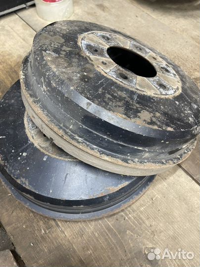 Тормозной задний барабан Mitsubishi L200 2021г